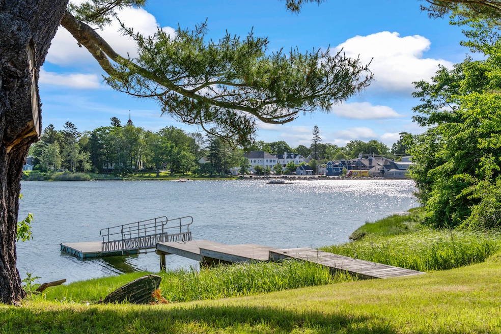 16 Christensen Ln, Kennebunk, ME 04043 - photo 1