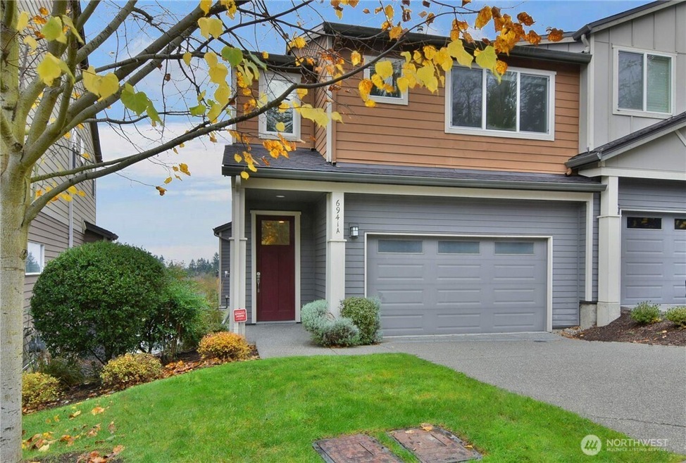 6941 134th Ct SE unit A, Newcastle, WA 98059 - photo 1