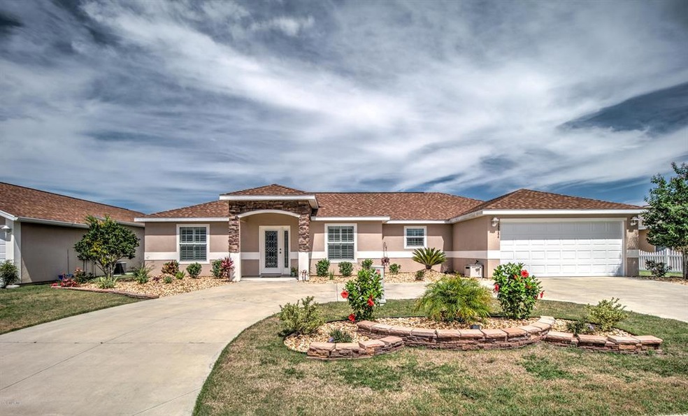 12384 NE 48th Cir, Oxford, FL 34484 - photo 1