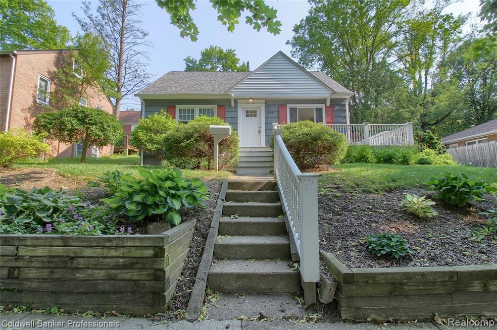 1308 Arborview Blvd, Ann Arbor, MI 48103 - photo 1