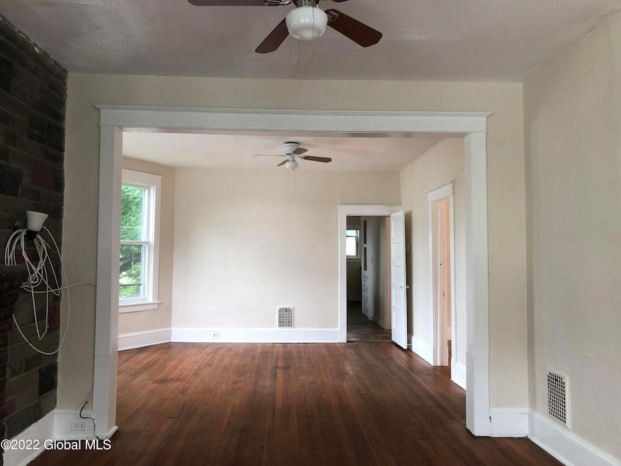 15 Idlewild Park, Watervliet, NY 12189 - photo 1