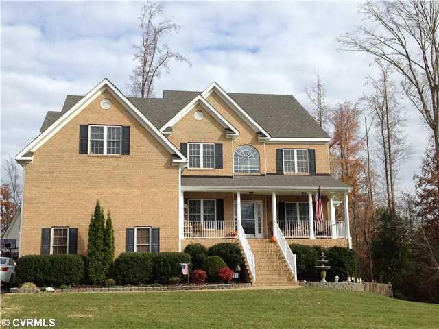 8930 Hollow Oak Dr, Midlothian, VA 23112 - photo 1