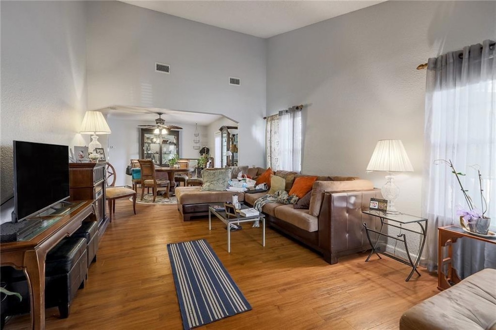 For Rent $1,650/month