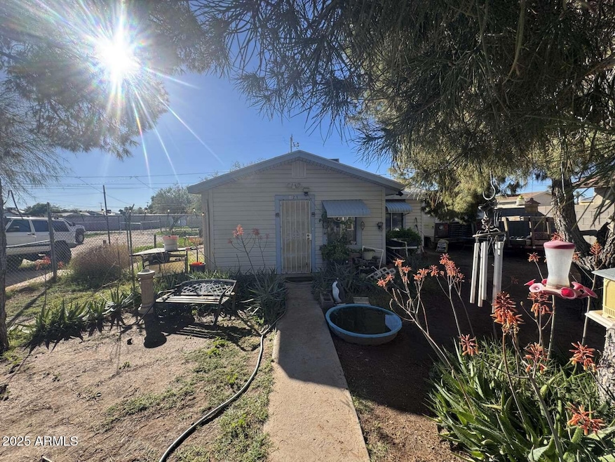 421 W Kennedy Ave, Coolidge, AZ 85128 - photo 1