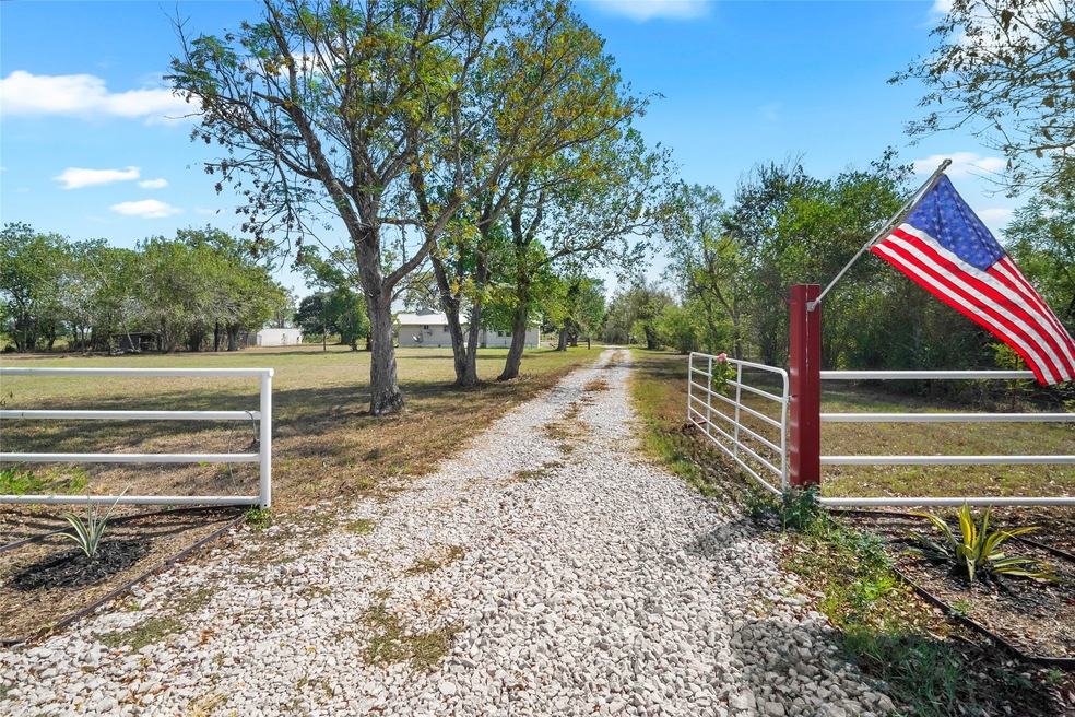 15968 Blinka Rd, Waller, TX 77484 - photo 1