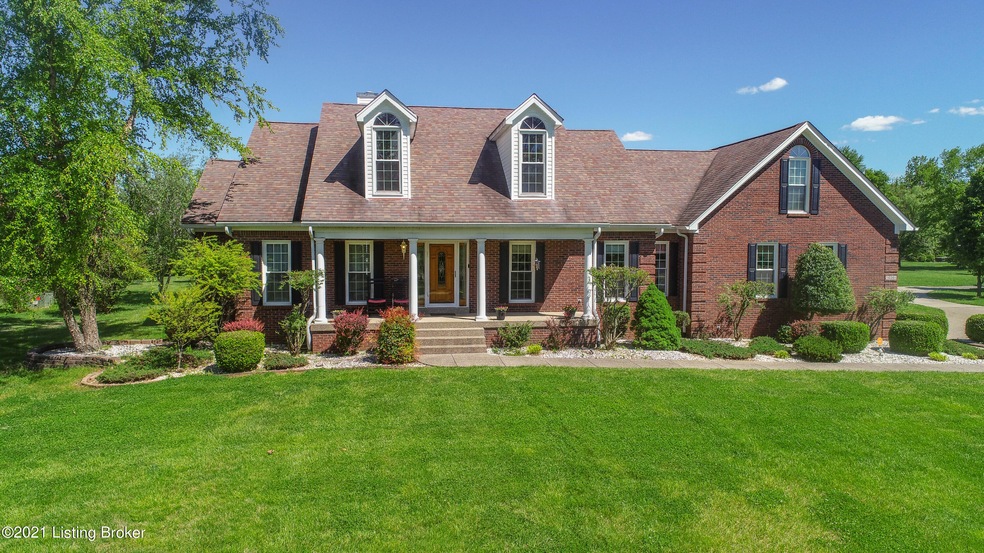 10261 Saddle Pointe Dr, Louisville, KY 40291 - photo 1