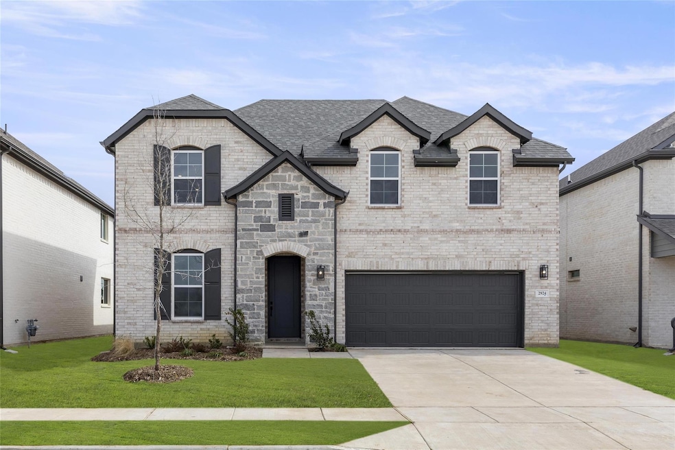 2924 Beau Daniel  Front