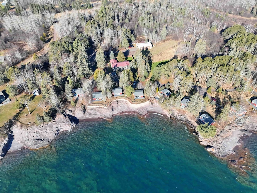 540 Old North Shore Rd unit Cabin 4 Share 4, Two Harbors, MN 55616 - photo 1