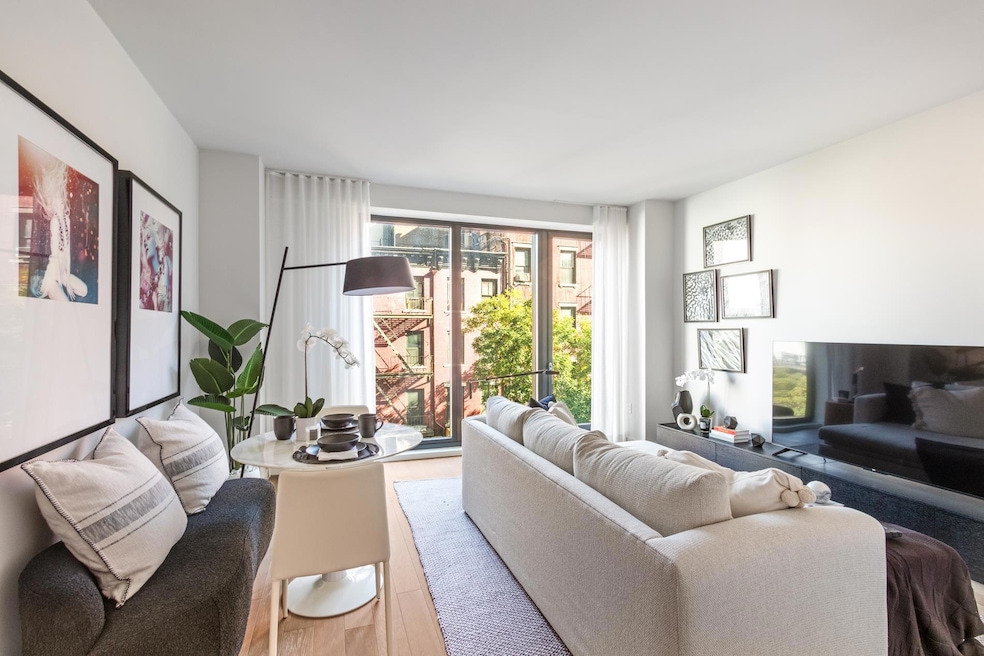 Pending $795,000 • Co-Listing Agent