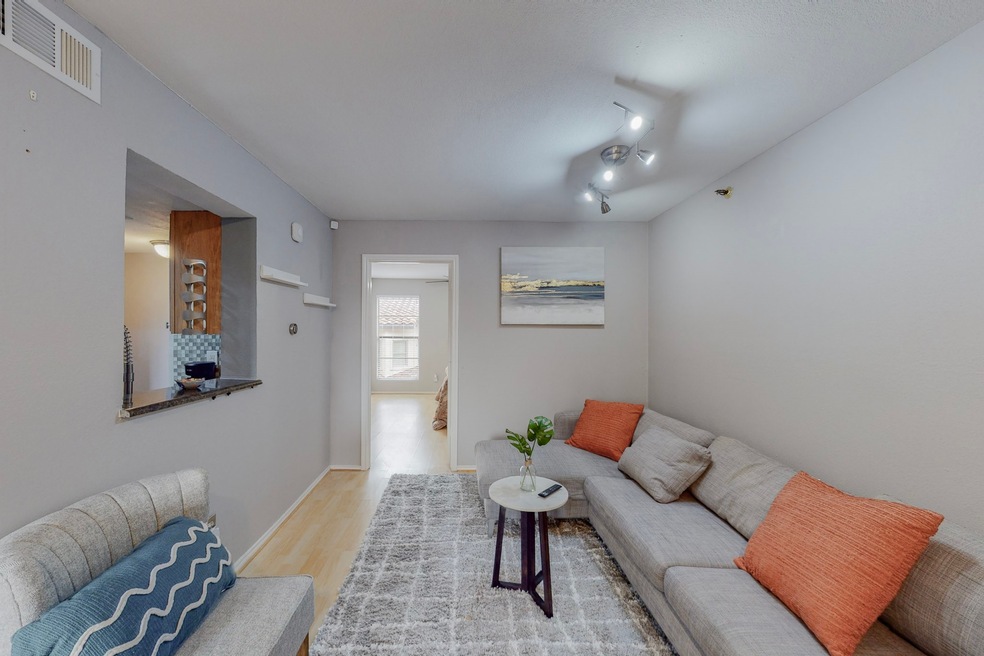 5916 Gaston Ave unit 304, Dallas, TX 75214 - photo 1