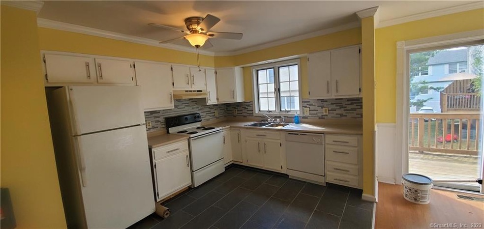 22 Chamberlain St unit 22, New Haven, CT 06512 - photo 1