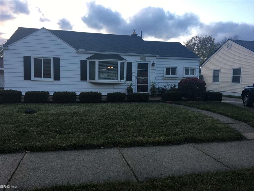 26521 Clancy St, Roseville, MI 48066 - photo 1