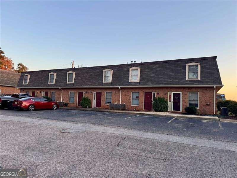 3925 Mountain View Rd, Oakwood, GA 30566 - photo 1