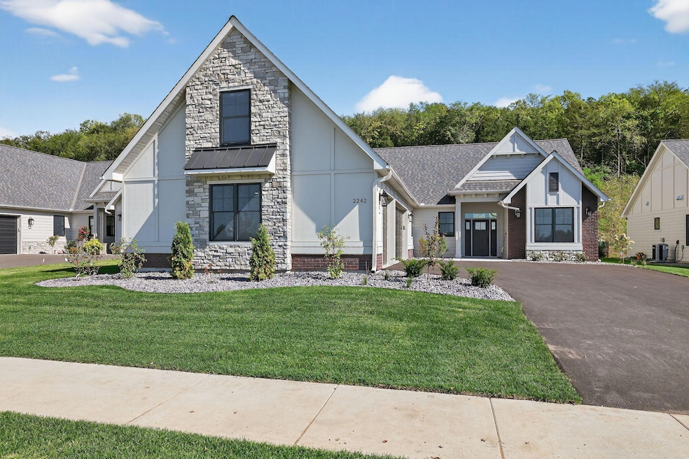 2355 Sydney Ln, Hudson, WI 54016 - photo 1