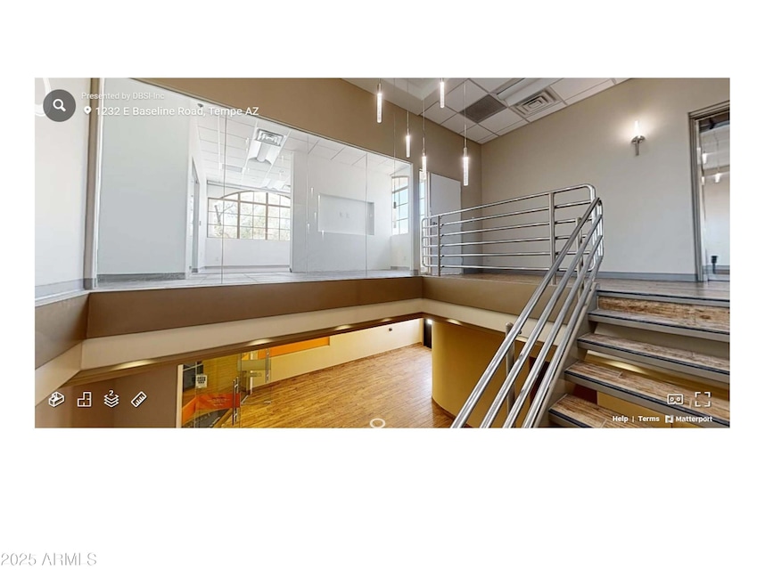 2nd Floor Reception