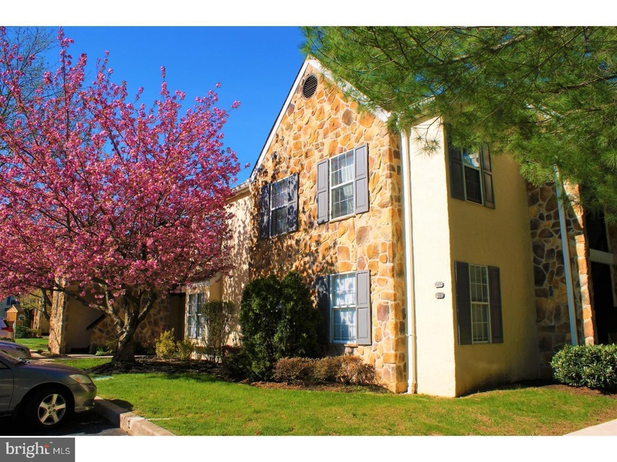 212 Valley Stream Ln unit 212K, Chesterbrook, PA 19087 - photo 1