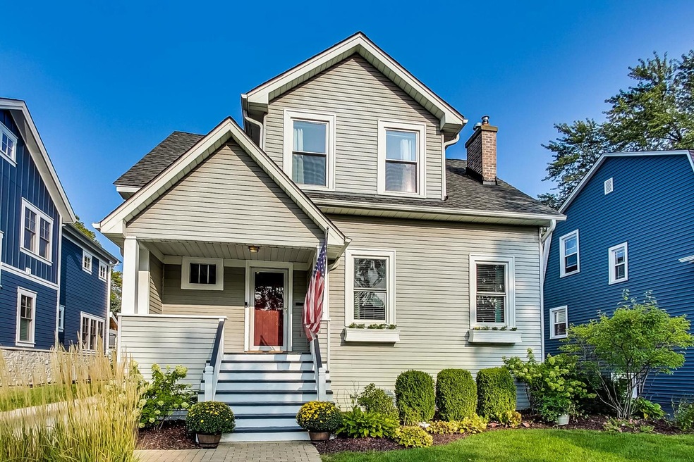 329 N Larch Ave, Elmhurst, IL 60126 - photo 1