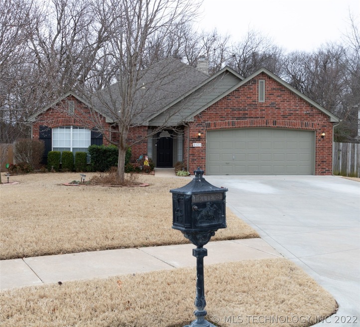 Beautiful One Level 3+ bdrm home that backs to a p