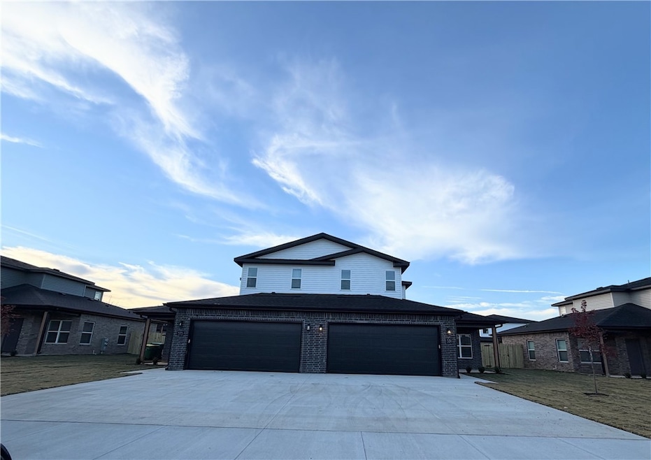 531 Cosmos St, Centerton, AR 72719 - photo 1