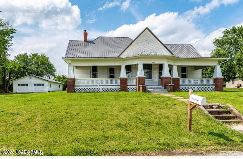 12004 Main St, Centertown, MO 65023