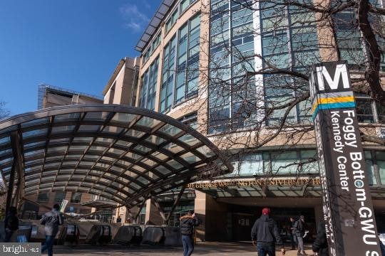 1112 25th St NW unit 3, Washington, DC 20037 - photo 1