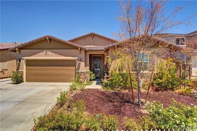 Single story charmer in Lake Elsinore!