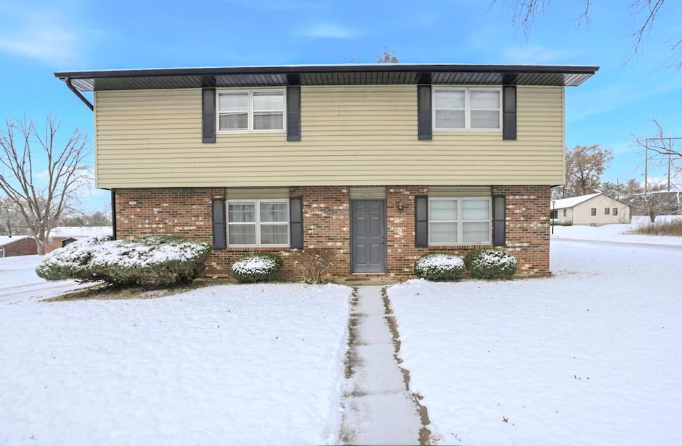 2205 Warwick St unit A & B, Columbia, MO 65202 - photo 1