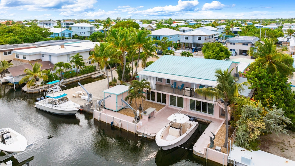 313 Buttonwood Circle