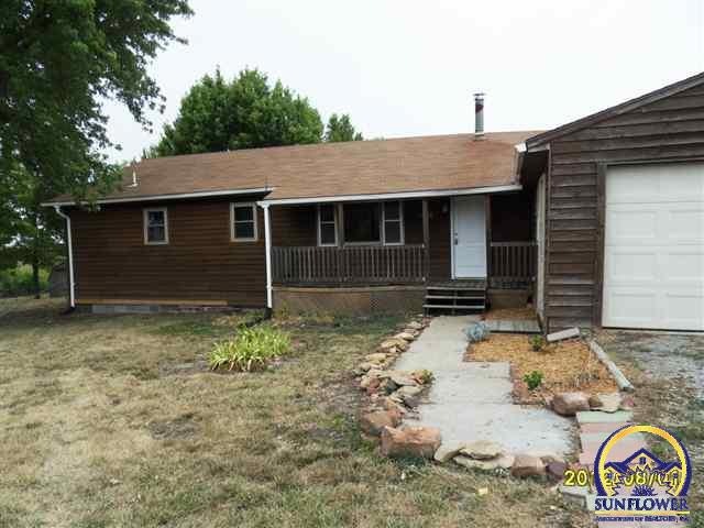 2320 NW 78th St, Topeka, KS 66618 - photo 1