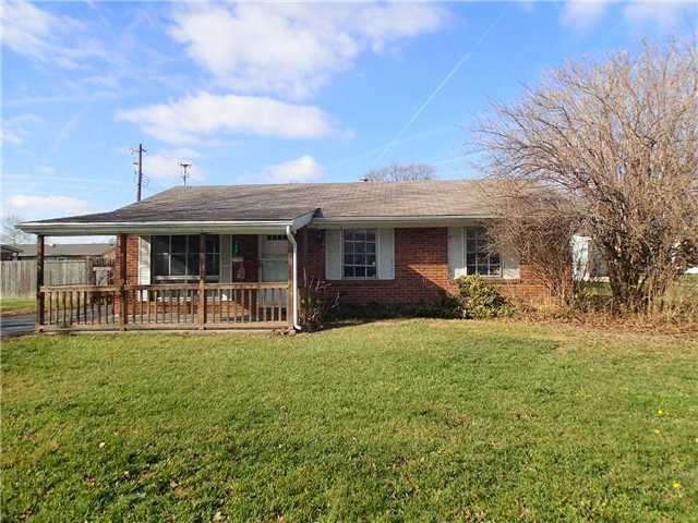 3401 Latonia Rd, Columbus, OH 43232 - photo 1