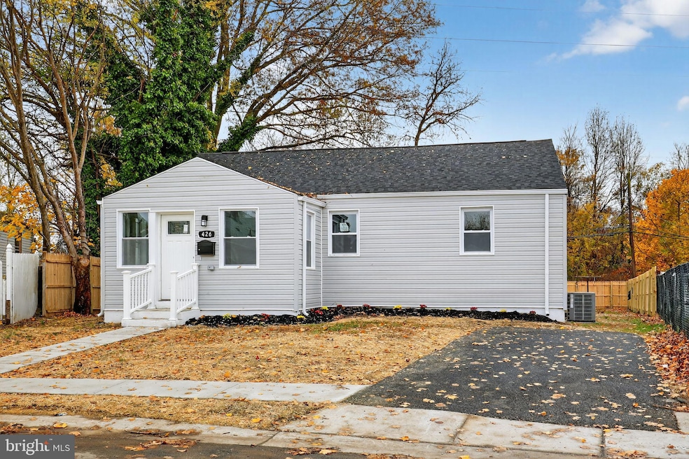 426 Single Ave, New Castle, DE 19720 - photo 1