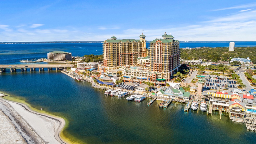 Emerald Grande Aerial