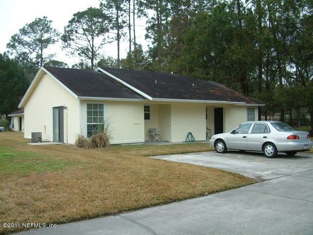 5326 Comanche St unit 401 & 402, Jacksonville, FL 32205 - photo 1