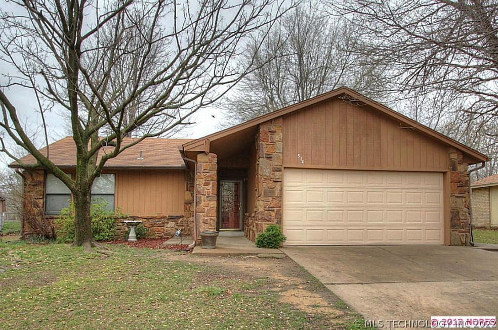 514 W 148th St, Glenpool, OK 74033 - photo 1