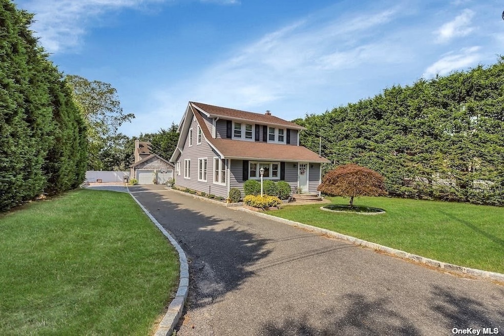 7 Lakeview Ct, Eastport, NY 11941 MLS ONE3506216