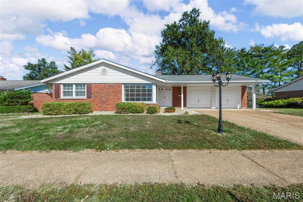 Pending $319,000 • Co-Listing Agent