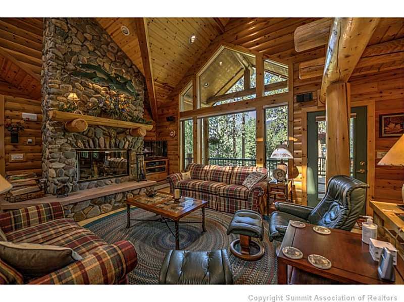 Den/Family/Great Room. 311 Red Hawk Cir - Great Ro