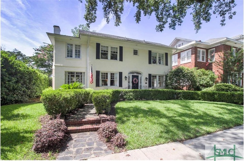 Wonderful location...walk to Habersham Village (re