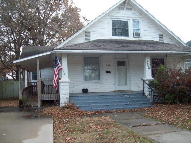 2506 Corning N A, Parsons, KS 67357 - photo 1