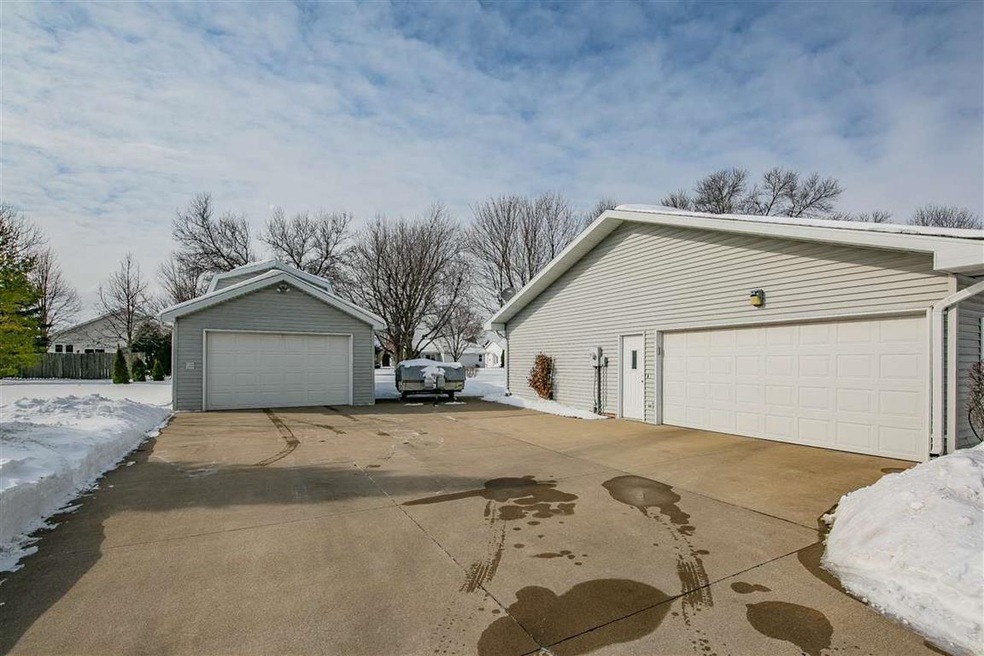 N239 Pinecrest Blvd, Appleton, WI 54915 - photo 1