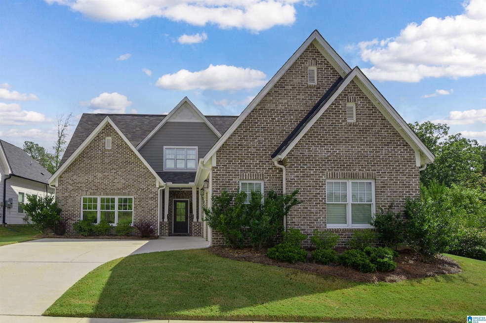 For Sale $699,900 • Co-Listing Agent