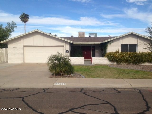 1830 E La Donna Dr Front View
