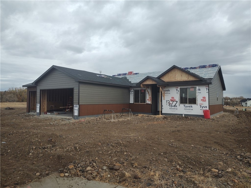 1377 W Eugene Ave, Billings, MT 59105 - photo 1