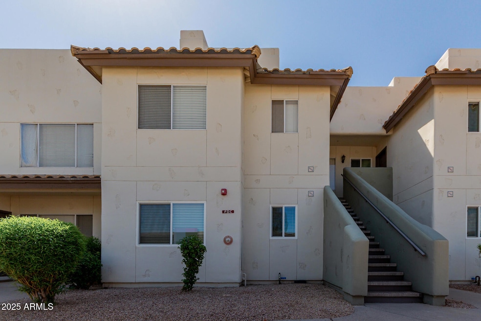1825 W Ray Rd unit 2070, Chandler, AZ 85224 - photo 1