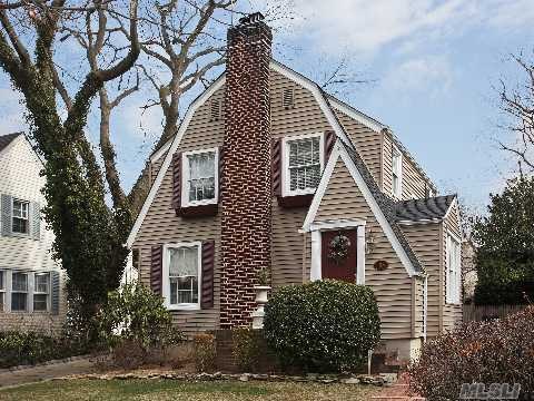 unlisted-address, Garden City, NY 11530 - photo 1