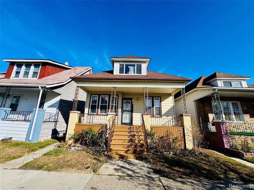 12140 Mitchell St, HamtraMcK, MI 48212 - photo 1