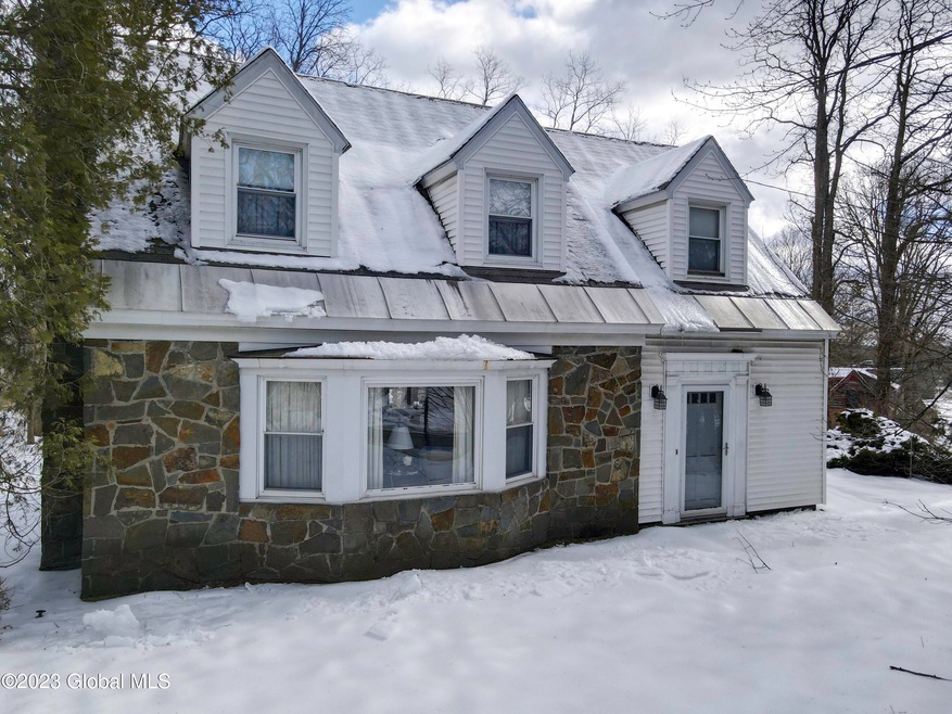 4201 Consaul Rd, Schenectady, NY 12304 - photo 1