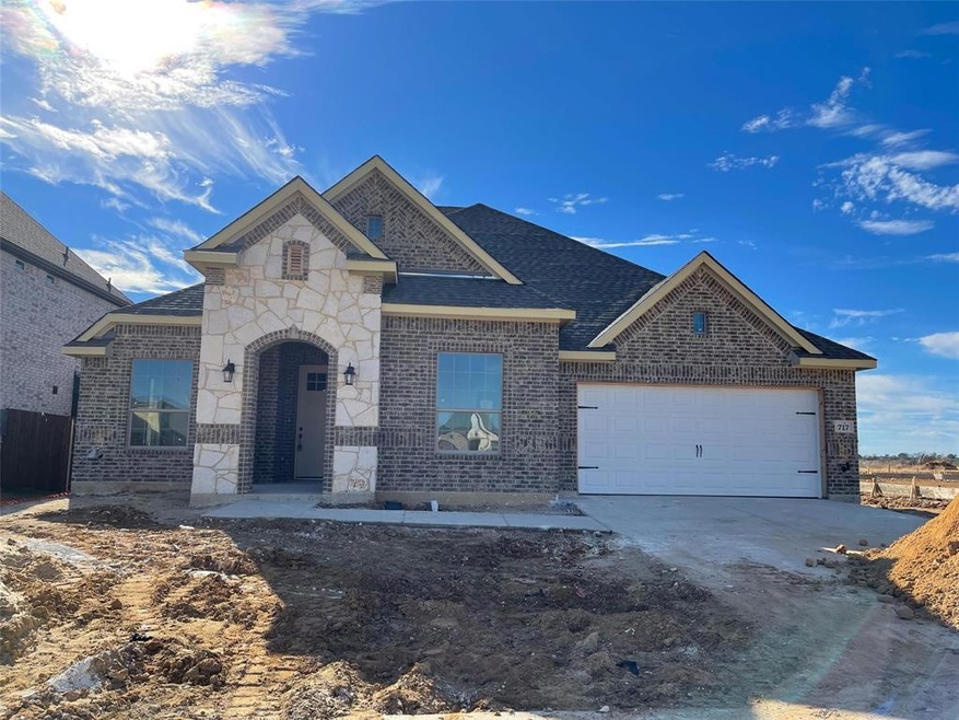 717 Franklin Dr, Joshua, TX 76058 - photo 1