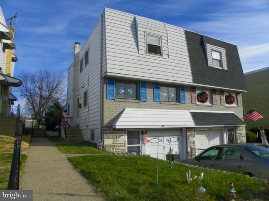 2733 Maxwell St, Philadelphia, PA 19136 - photo 1