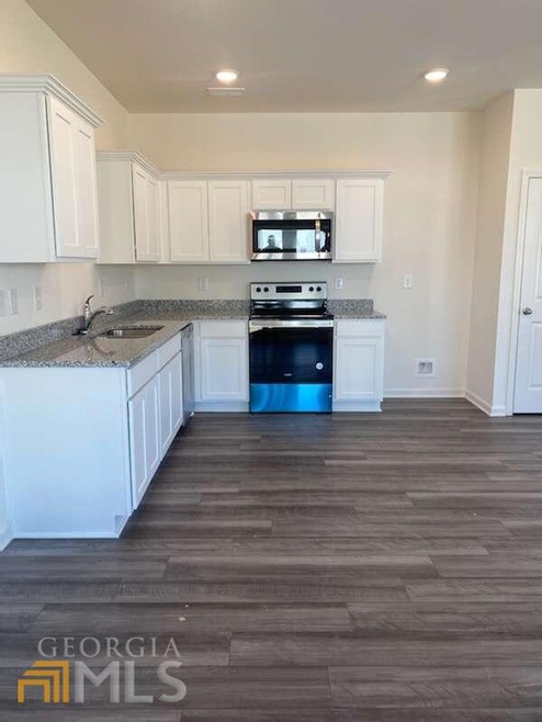 412 Union Station St, Cartersville, GA 30120 - photo 1